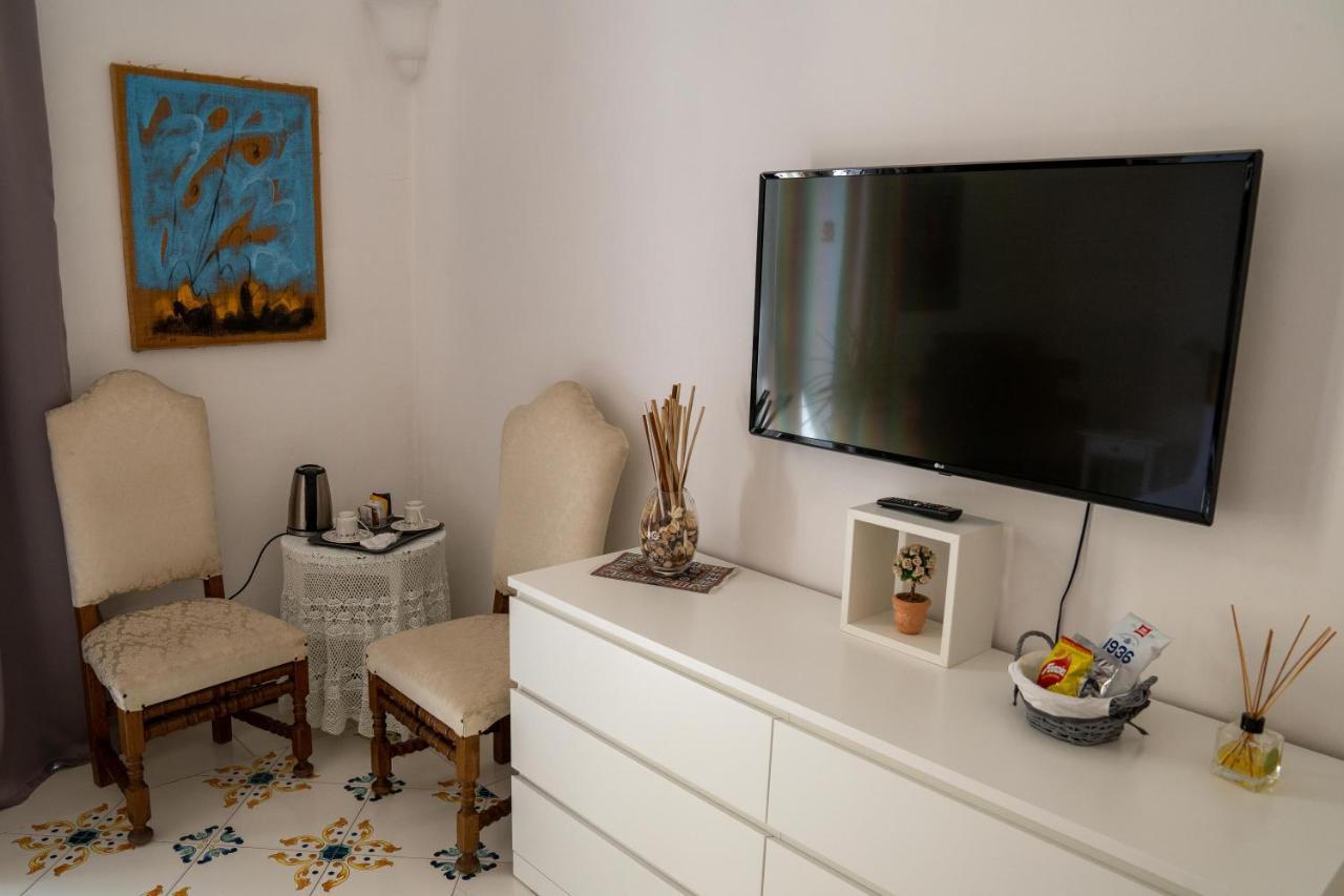 Le Stanze Di Sissi - Luxury Suites Napoli Eksteriør bilde