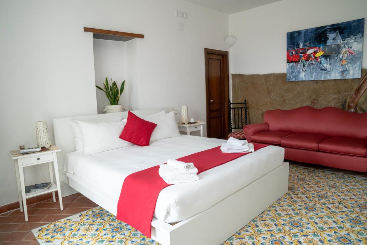Le Stanze Di Sissi - Luxury Suites Napoli Eksteriør bilde